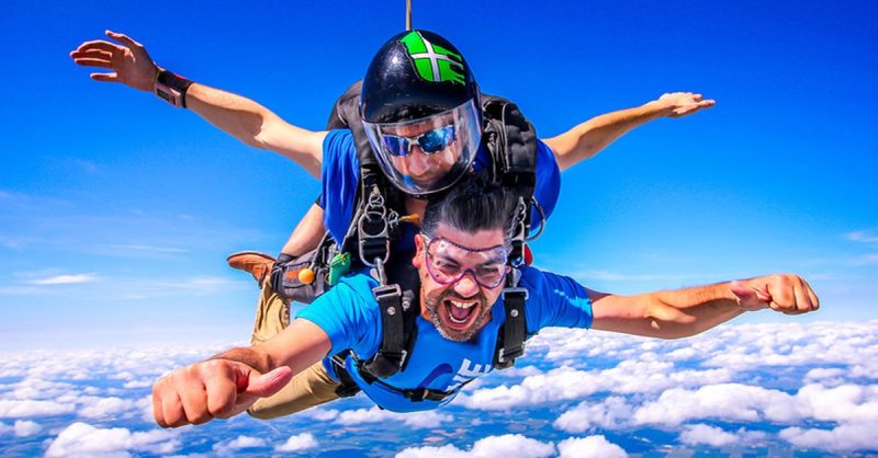 Saut En Tandem Au-Dessus Des Massifs Alpins Lyon OohN.com Special Offers, Deals & Discounts in France 2