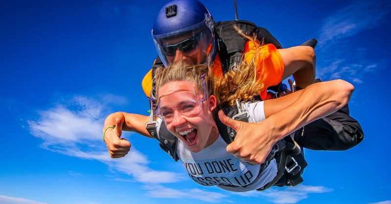 Saut En Tandem Au-Dessus Des Massifs Alpins Lyon OohN.com Special Offers, Deals & Discounts in France