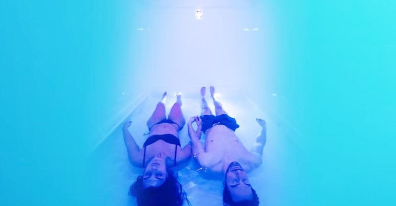 Séance De Flottaison En Duo Au Point Soleil Auteuil Paris 16e Paris OohN.com Special Offers, Deals & Discounts in France 2