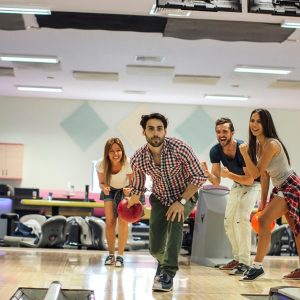 Session Bowling Entre Amis Ou En Famille Avec Bowling World Blois Orléans OohN.com Special Offers, Deals & Discounts in France