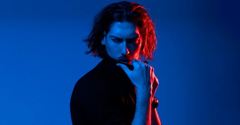 Shooting Photo D’1h Avec Option Maquillage Pour 1ou2 Pers., Valable En Semaine Ou Du Lundi Au Samedi Lyon OohN.com Special Offers, Deals & Discounts in France