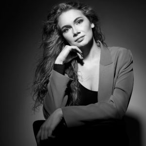 Shooting Photo En Studio Marseille OohN.com Special Offers, Deals & Discounts in France