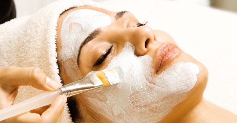 Soin Du Visage Au Choix Avec Jenna School Aix-en-Provence OohN.com Special Offers, Deals & Discounts in France