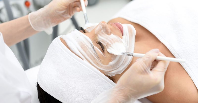 Soin Du Visage Au Choix D1h Ou 1h15 À Zhanna Academy Marseille OohN.com Special Offers, Deals & Discounts in France