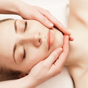 Soin Du Visage De 30 Ou 60 Min Clarins À Lj Beauty Institut De Beauté Marseille OohN.com Special Offers, Deals & Discounts in France