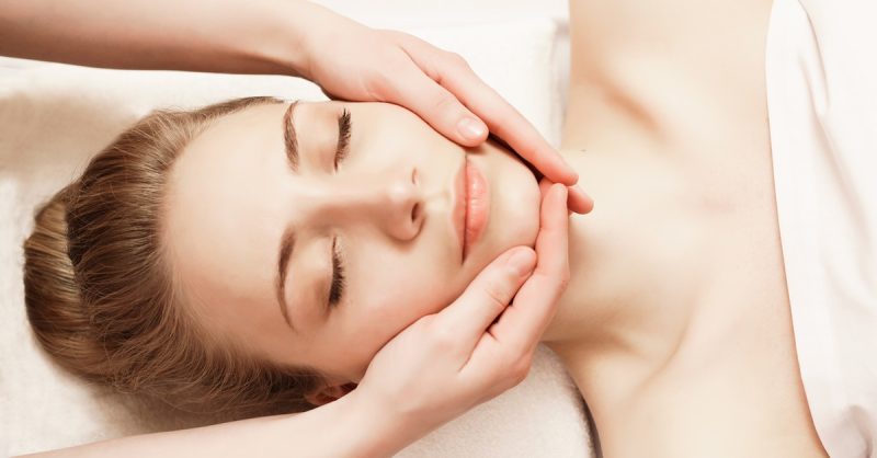 Soin Du Visage De 30 Ou 60 Min Clarins À Lj Beauty Institut De Beauté Marseille OohN.com Special Offers, Deals & Discounts in France