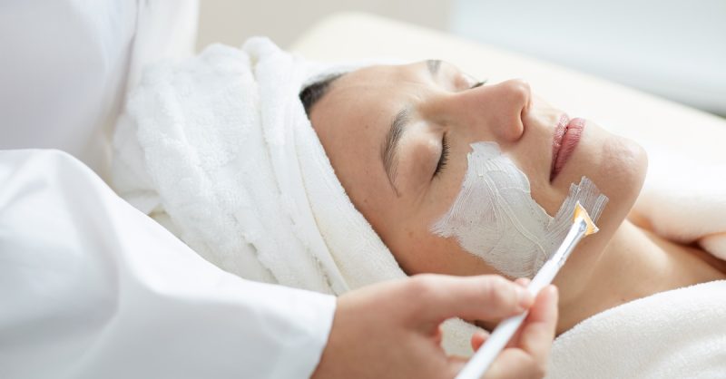 Soin Du Visage Et Relaxant D1h Pour 1 Ou 2 Personnes À Sbd Marseille OohN.com Special Offers, Deals & Discounts in France