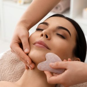 Soin Visage Au Choix De 30 Ou 45 Min Avec Katia Beauty Body (Jusquà 34% De Réduction) Paris OohN.com Special Offers, Deals & Discounts in France