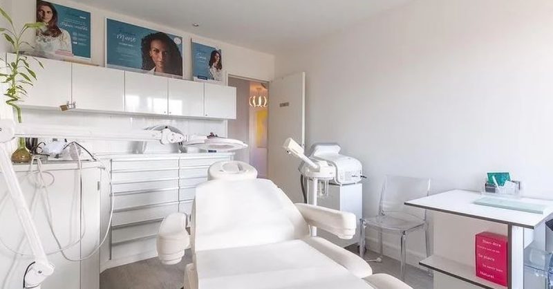 Soin Du Visage Peeling Au Choix Avec Visages Centre Peeling Dolorès Paris OohN.com Special Offers, Deals & Discounts in France 2