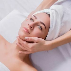 Soin Microneedling Ou Hydrafacial À Line Makeup Lyon OohN.com Special Offers, Deals & Discounts in France
