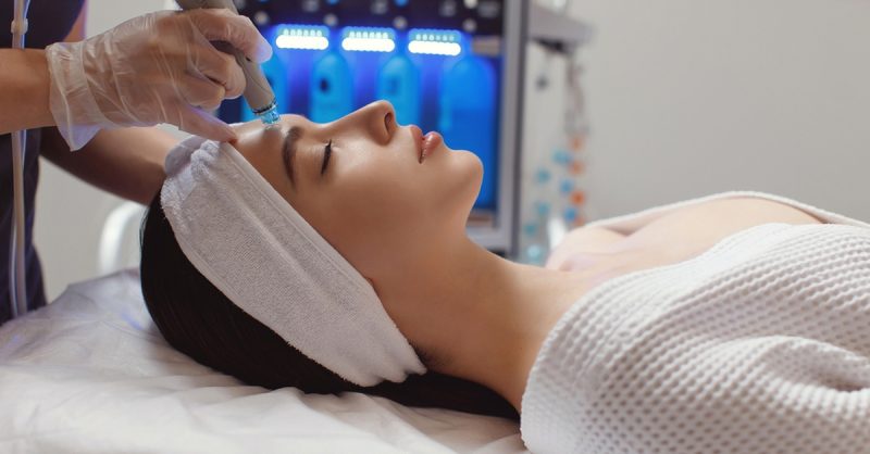 Soin Visage Microneedling Ou Hydrafacial Chez Les Secrets Dève Paris OohN.com Special Offers, Deals & Discounts in France 2