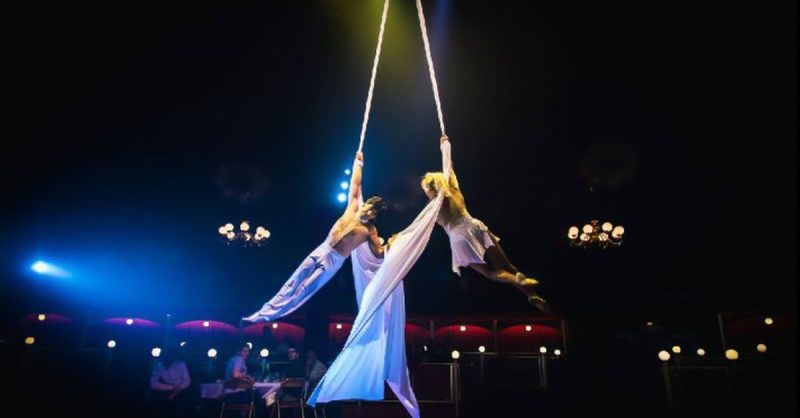 Sous Le Chapitô, Lémerveillement Vous Attend Avec Un Repas-Spectacle Lille OohN.com Special Offers, Deals & Discounts in France 3
