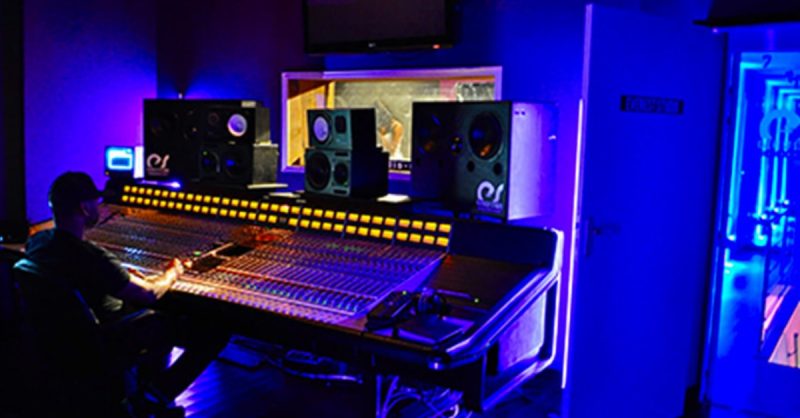 Studio D’Enregistrement Paris OohN.com Special Offers, Deals & Discounts in France 3