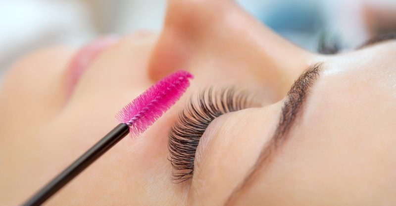 Réhaussement De Cils Avec Ou Sans Teinture Avec Jenna School Aix-en-Provence OohN.com Special Offers, Deals & Discounts in France
