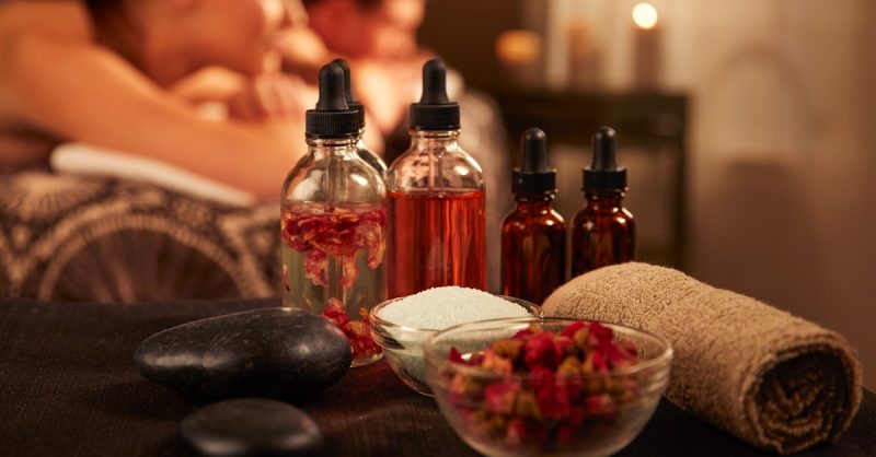 Un An De Sérénité : 10 Heures De Massage Thaï Au Choix À Paris 12e Paris OohN.com Special Offers, Deals & Discounts in France