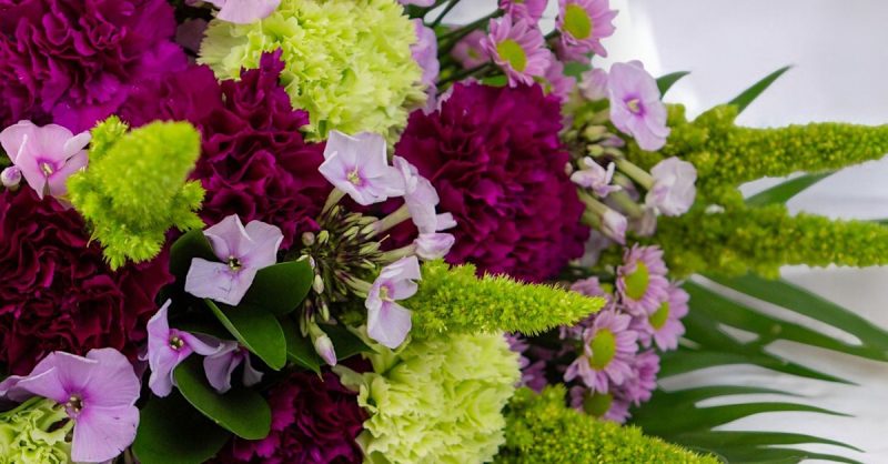 Un Bouquet Du Fleuriste Avec Kokomo National Deal OohN.com Special Offers, Deals & Discounts in France 3