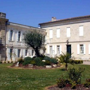 Un Séjour Entre Détente Et Œnologie À La La Villa Du Château Belloy Paris OohN.com Special Offers, Deals & Discounts in France