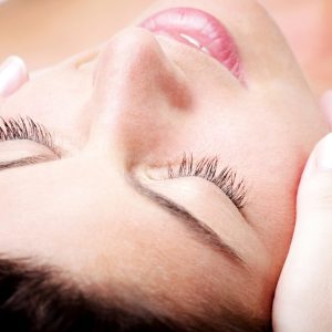 Jusquà 30% De Remise Sur Soin Du Visage Chez Abbyveda Õ Feminin Massages Et Soins Ayurvediques Perpignan OohN.com Special Offers, Deals & Discounts in France